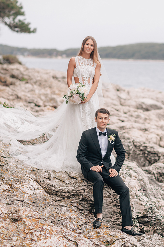 THE GENTLE AND STYLISH WEDDING ON HVAR (CROATIA)